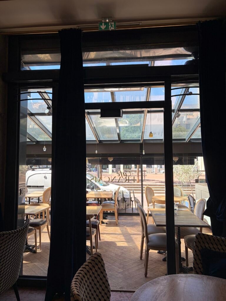 Nettoyage des sols du Café Français Bellecour