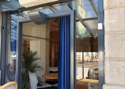 Entretien d’un café-restaurant place Bellecour